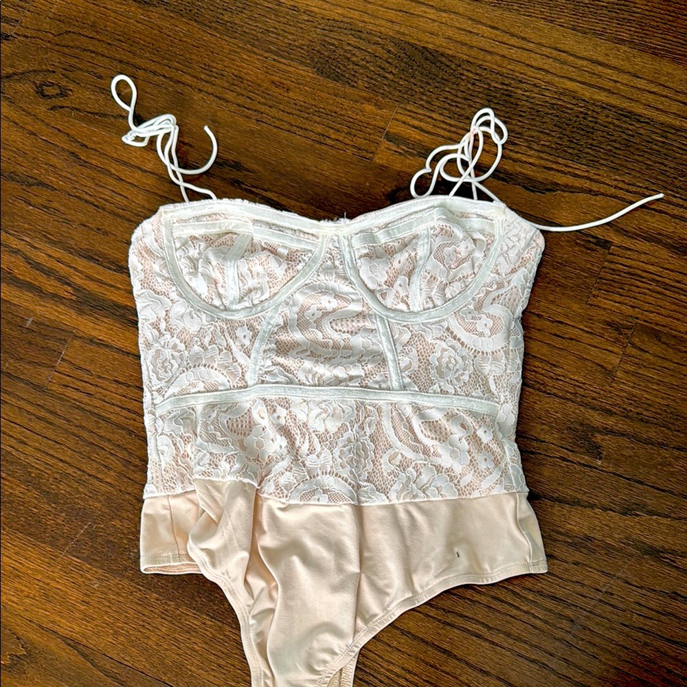 Superdown Lace Bodysuit